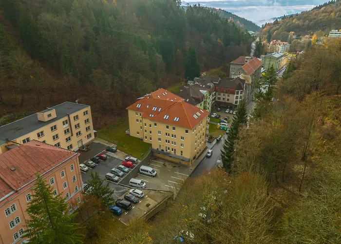 Apartmany K Lanovce S Parkovanim
